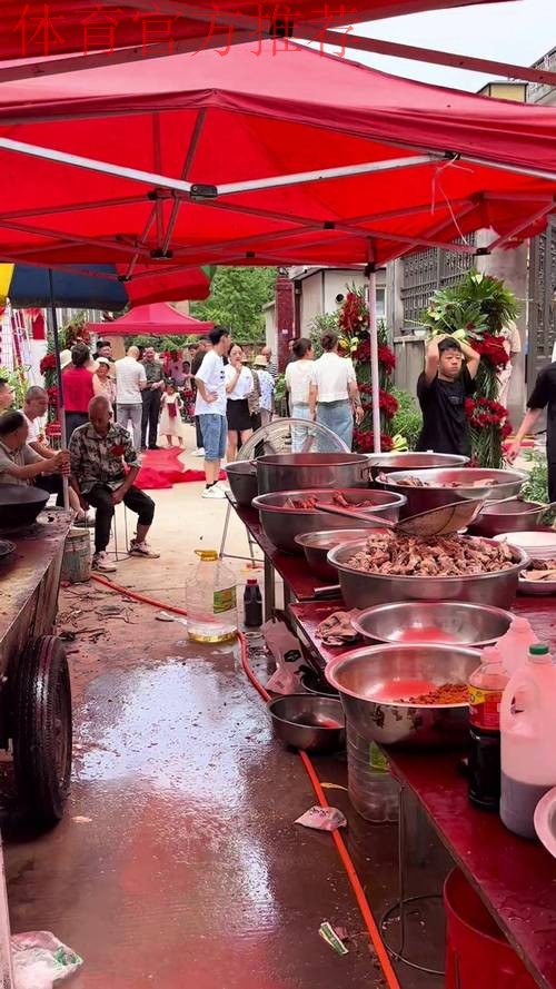 江苏沛县“村界杯”爆火,乡亲来捧场热闹似大集 江苏沛县“村界杯”爆火,乡亲来捧场热闹似大集